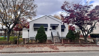 129 Glenbridge Ave, Providence, RI 02909