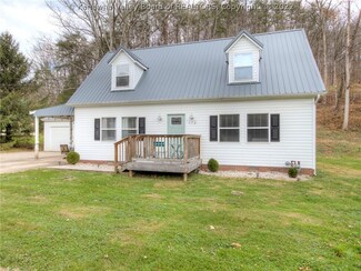 172 Arrowhead Dr, Winfield, WV 25213