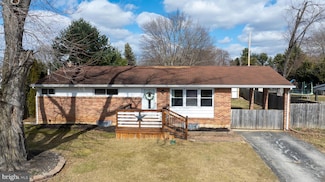 2421 Bradford Dr, York, PA 17402