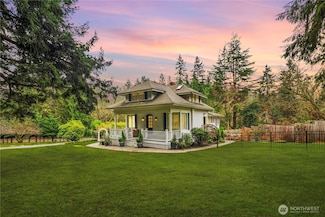 641 NW 175th St, Shoreline, WA 98177