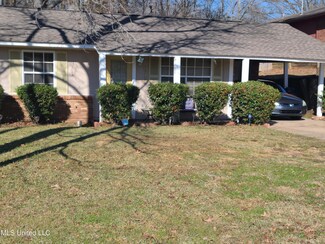 910 Cherry Stone Cir, Clinton, MS 39056