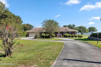 130 Leslie Dr, Hubert, NC 28539