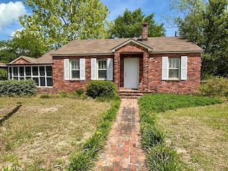 6537 Alabama 52, Hartford, AL 36344