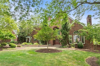 1609 Blackburn Heights Dr, Sewickley, PA 15143
