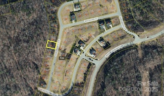 746 Chatsworth Cir Unit 21, Lenoir, NC 28645