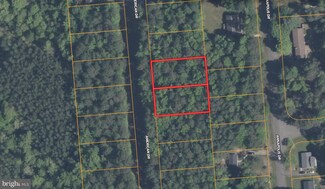 242 & 244 American Dr, Lake Caroline, VA 22546