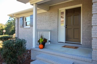 5933 Monnett Rd, Julian, NC 27283