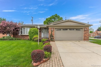 27020 Wilson Dr, Dearborn Heights, MI 48127