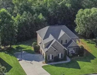 894 Mallard Landing Blvd, Clemmons, NC 27012