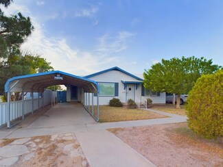 1721 W Adams St, Pecos, TX 79772