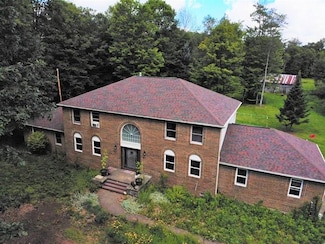 156 Hillcrest Dr, Coudersport, PA 16915