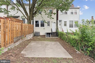 133 Longfellow St NW, Washington, DC 20011