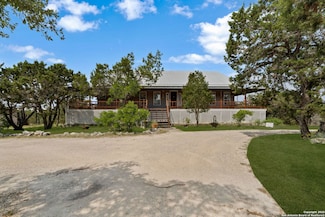 388 Oak Trail, Pipe Creek, TX 78063