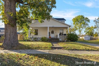 3824 White St SW, Grandville, MI 49418