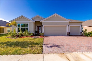 102 52nd Square, Vero Beach, FL 32968