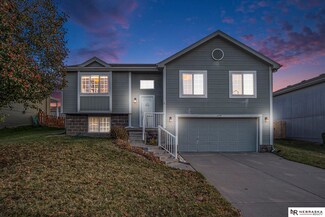 14719 Kansas Ave, Omaha, NE 68116