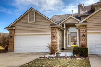 6771 NW 57th St, Johnston, IA 50131