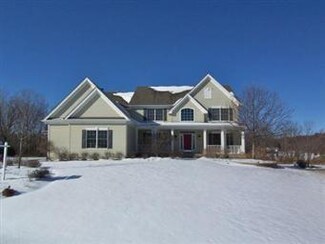 7106 Wexford Ct, Bull Valley, IL 60050