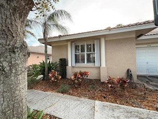 328 W Coral Trace Cir, Delray Beach, FL 33445
