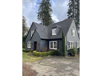 8836 SW Birchwood Rd, Portland, OR 97225