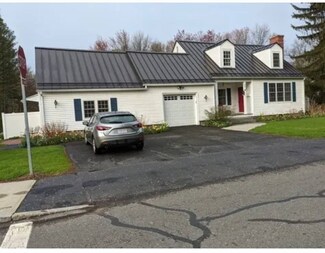 161 Chestnut St, Amherst, MA 01002