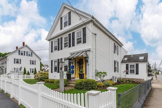 25 Highland St Unit 1, Woburn, MA 01801