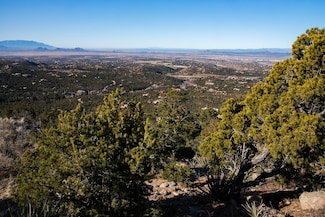 109 Coyote Mountain Rd, Santa Fe, NM 87505