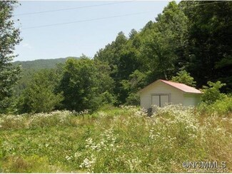141 Allison Dr, Hot Springs, NC 28743
