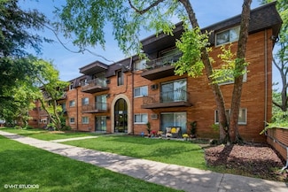 2340 186th St Unit 28, Lansing, IL 60438