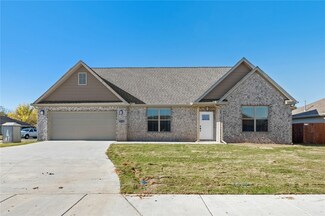 5410 SW Remington Rd, Bentonville, AR 72712