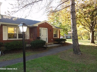 165 Hague Blvd Unit C, Glenmont, NY 12077