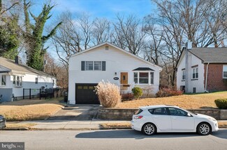921 Maple Ave, Glenside, PA 19038