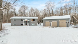 W8500 M69 Hwy, Iron Mountain, MI 49801