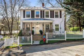 1233 Stack St, Staunton, VA 24401