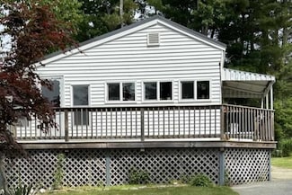 32 Parkwood Dr, Halifax, MA 02338