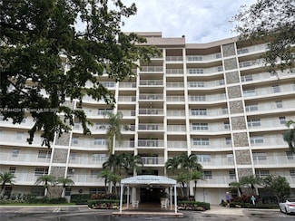 3507 Oaks Way Unit 805, Pompano Beach, FL 33069