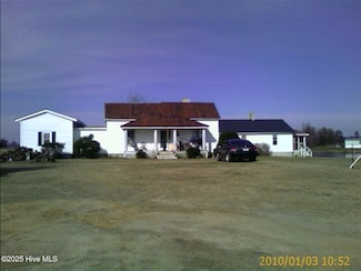 294 Crumpler Lake Ln, Clinton, NC 28328
