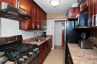 83-37 Saint James Ave Unit 2R, Elmhurst, NY 11373