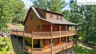 893 Deerwood Rd, Piney Creek, NC 28663