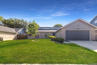 4906 Castle Hill Dr, Cibolo, TX 78108