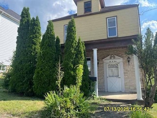 604 7th St, Fairmont, WV 26554