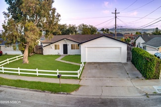 2040 Greenwood Rd, Santa Maria, CA 93455