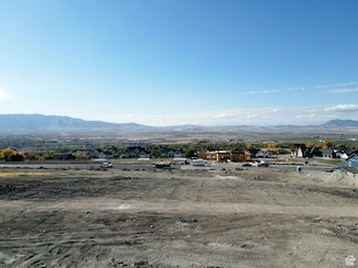 17 1100 E Unit 201, Hyde Park, UT 84318