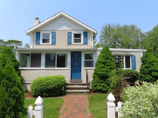 41 Connecticut Rd, Old Lyme, CT 06371