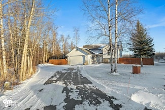 2997 N Woodfield Park Cir, Wasilla, AK 99654