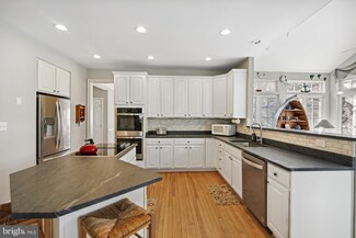 220 Edenderry Ave, Centreville, MD 21617
