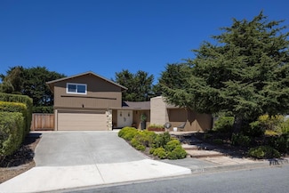 26022 Carmel Knolls Dr, Carmel, CA 93923