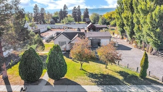 137 N Main St, Monroe, UT 84754