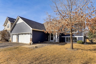 742 Melville Cir, Hastings, MN 55033