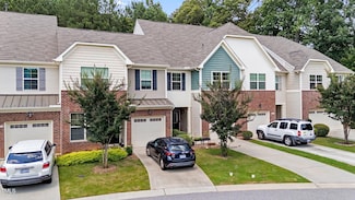 927 Contessa Dr, Cary, NC 27513